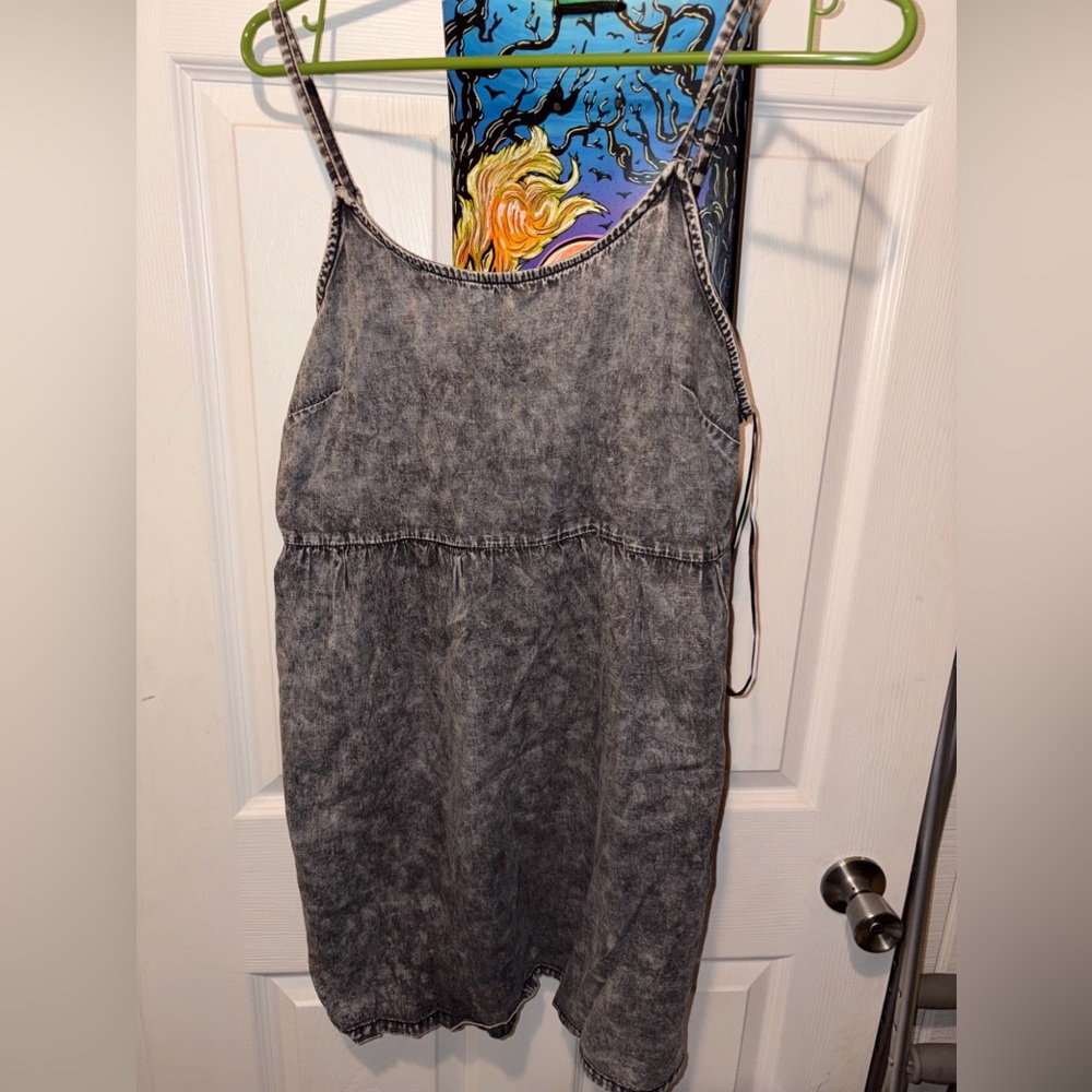 Forever 21 Gray Babydoll Dress